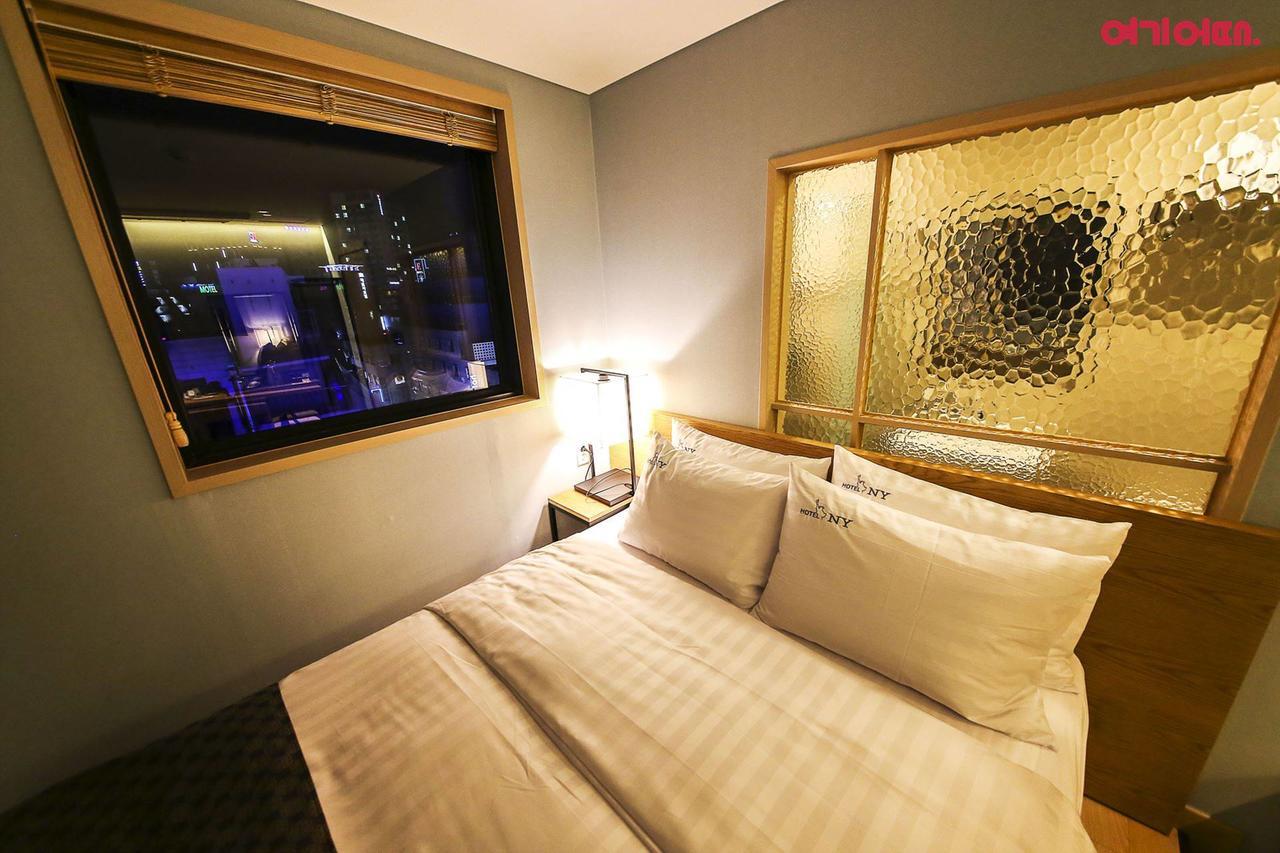 New York Hotel Seoul Exteriör bild