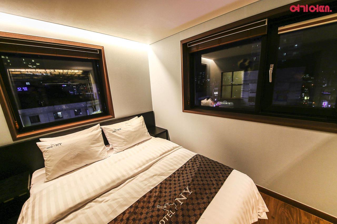New York Hotel Seoul Exteriör bild